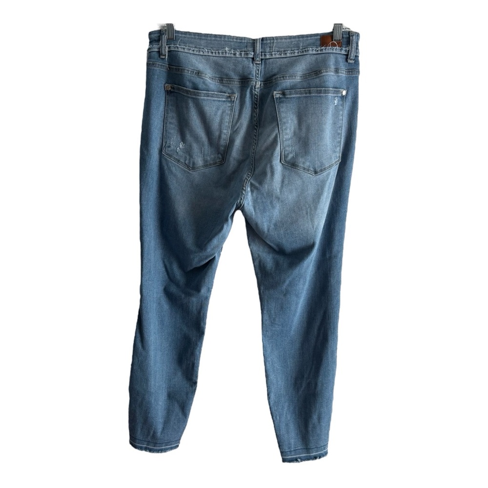 JUDY BLUE Distressed Skinny Fit Jeans in Faded Blue Size 18W — SUPER COMFY!!! - Picture 3 of 10